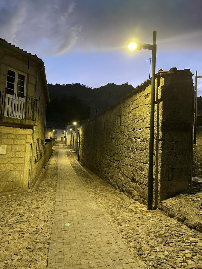 Gasthaus Pedra Nova Castelo Novo Exterior foto